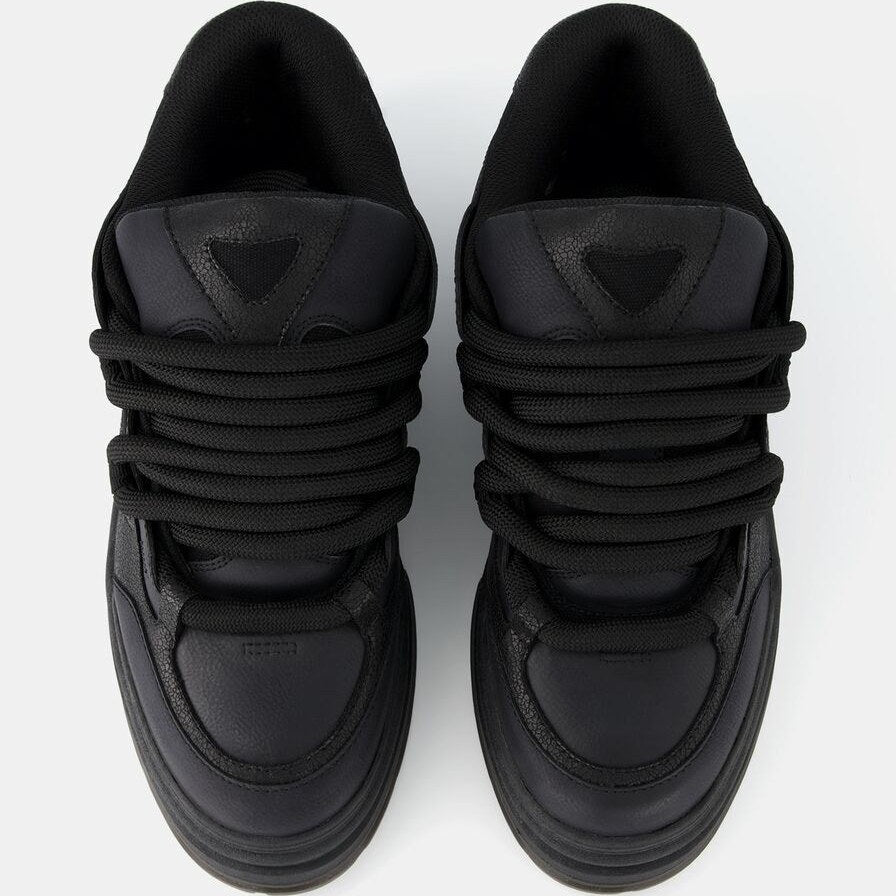 BERSHKA CHUNKY SKATER SNEAKERS In BLACK