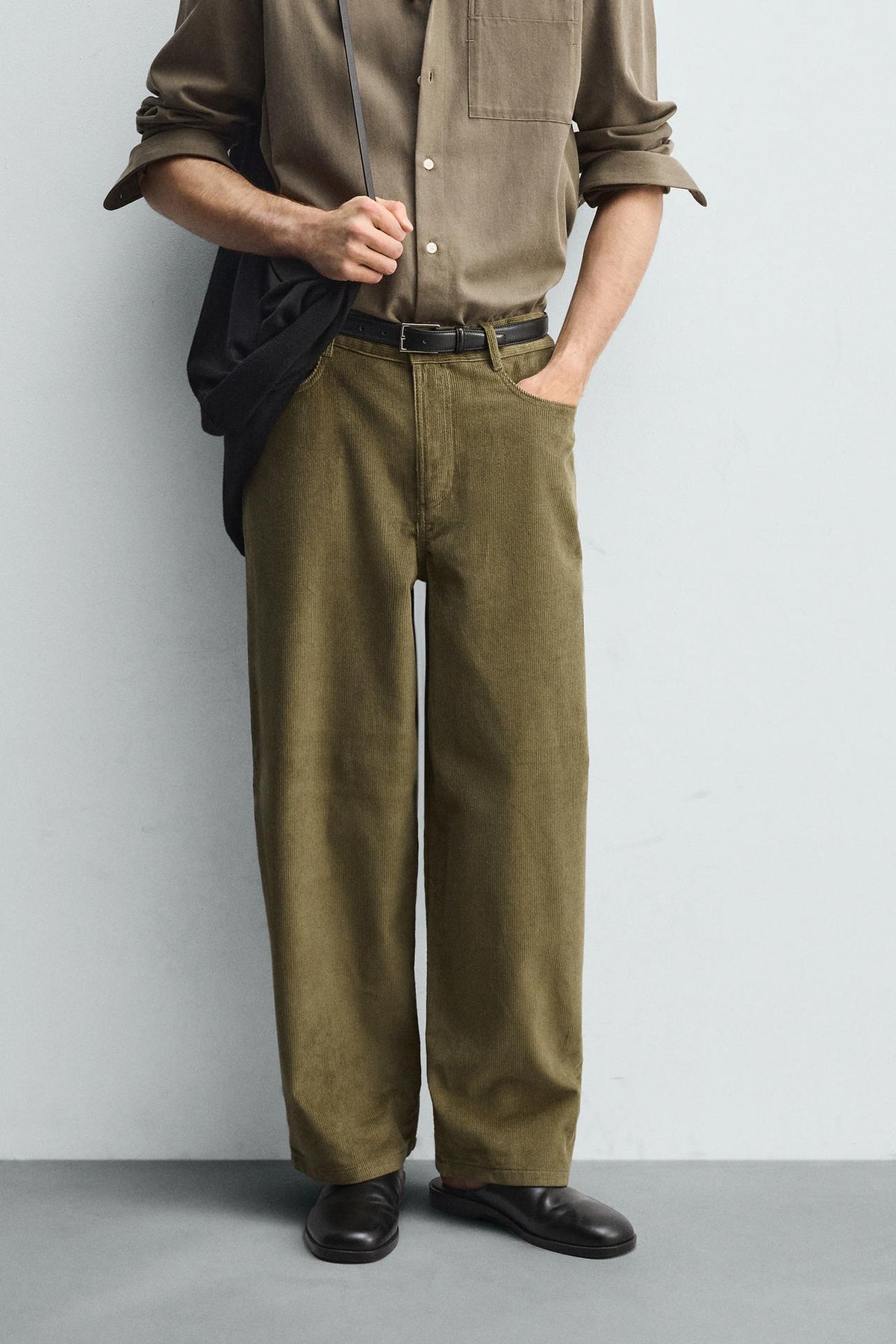 BALLOON FIT CORDUROY IN BROWN